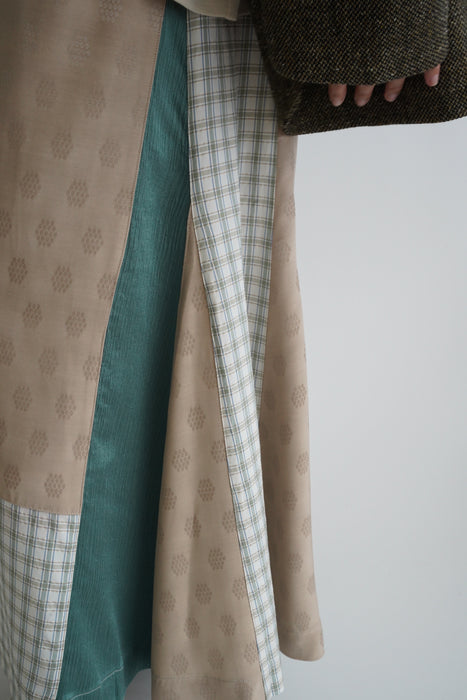 CRISTASEYA<br>PATCHED SILK SKIRT<br>in BEIGE/GREEN