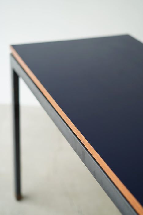 CHARLOTTE PERRIAND<BR>CANSADO DESK NAVY TOP