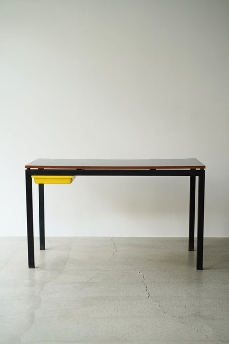 CHARLOTTE PERRIAND<BR>CANSADO DESK GRAY TOP