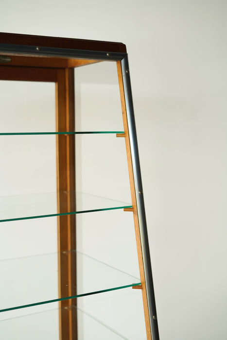 Y.MINKS LEEUWARDEN<BR>ART DECO DISPLAY CABINET