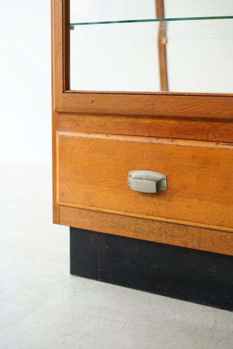 Y.MINKS LEEUWARDEN<BR>ART DECO DISPLAY CABINET