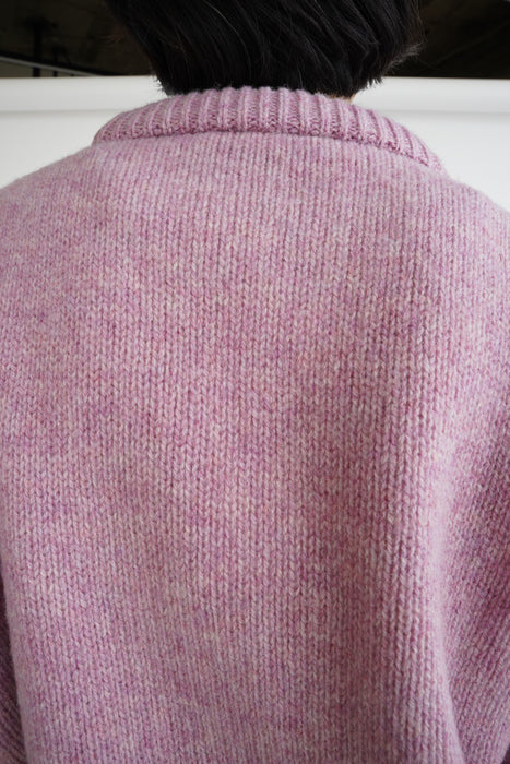 CRISTASEYA<br>PADDED COLLAR SHETLAND OVERSIZED SWEATER<br>in PINK