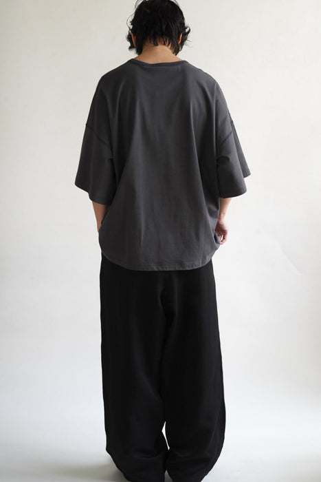 pelleq<br>standard T<br>MID NIGHT<br><br>SOLD OUT