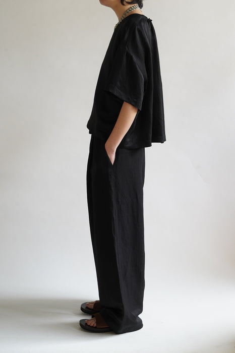 pelleq<br>travel ease top<br><br>SOLD OUT