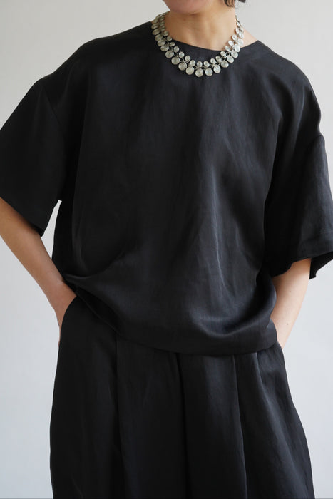 pelleq<br>travel ease top<br><br>SOLD OUT