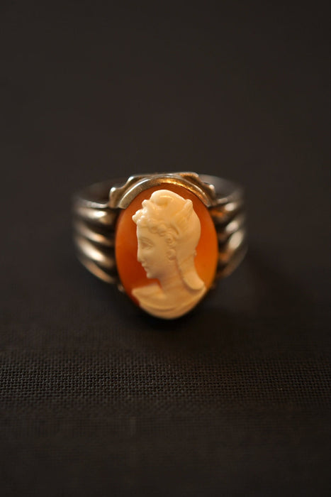 ANTIQUE<BR>CAMEO RING <BR><BR>SOLD OUT