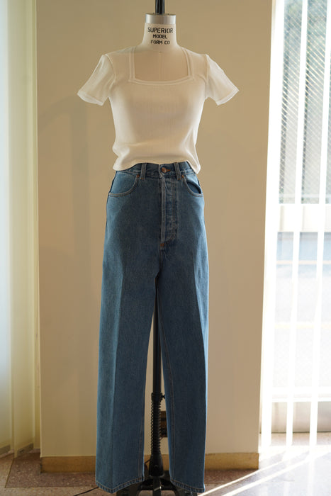 FUMIKA_UCHIDA<br>EYELET RIB STITCH SQUARE-NECK T-SHIRT