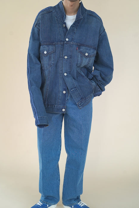 BLESS+CRISTASEYA<br>PATCHED DENIM SWEATER JACKET