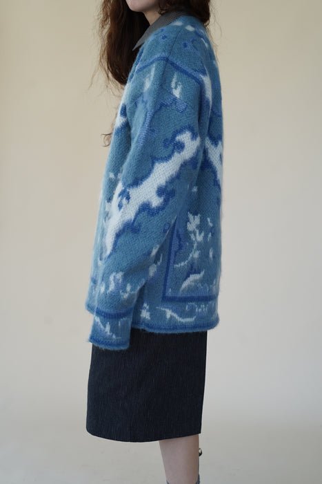 CRISTASEYA<br>CASHMERE OVERSIZED CARPET SWEATER <BR>in BLUE/WHITE