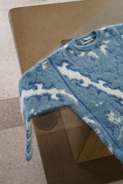 CRISTASEYA<br>CASHMERE OVERSIZED CARPET SWEATER <BR>in BLUE/WHITE