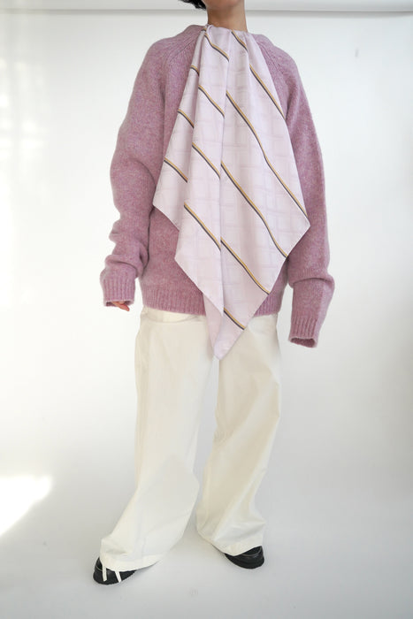 CRISTASEYA<br>SILK CARRÉ LARGE<br>in LIGHT PINK CHECKS