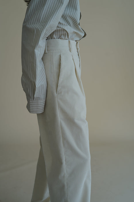 CRISTASEYA<br>PLEATED TROUSERS