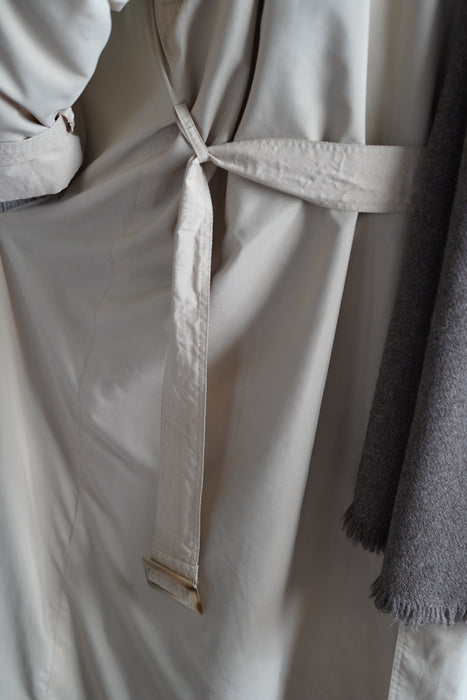 VINTAGE<BR>LONG TRENCH COAT