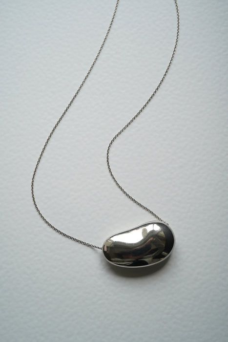 VINTAGE<BR>ELSA PERETTI for TIFFANY & CO.<BR>XL BEAN NECKLACE <BR> <BR>SOLD OUT