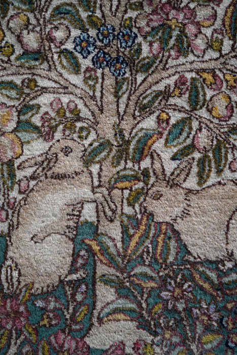 VINTAGE<BR>KERMAN RABBIT&BIRDS RUG<BR>W253cm X D142cm<BR><BR>SOLD OUT