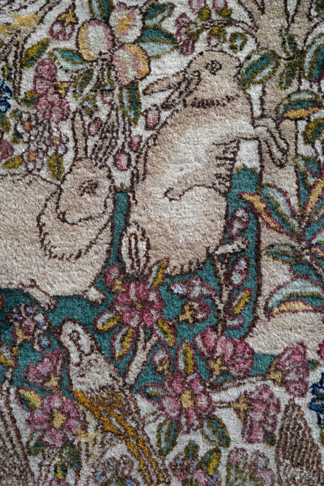 VINTAGE<BR>KERMAN RABBIT&BIRDS RUG<BR>W253cm X D142cm