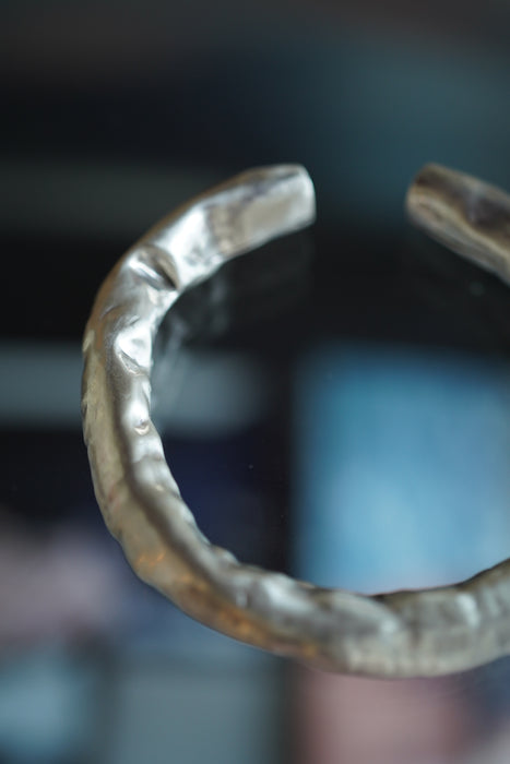 Zoe Mohm for CRISTASEYA<BR>HAMMERED BRACELET<BR><BR>SOLD OUT