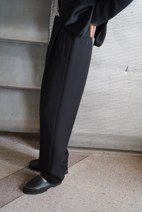 VINTAGE<br>ROMEO GIGLI<br>TUCK PANTS <br> <br>SOLD OUT