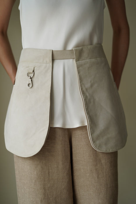 VINTAGE HERMES <br>SILHOUETTE WITH REMOVABLE POCKETS IN SUEDE