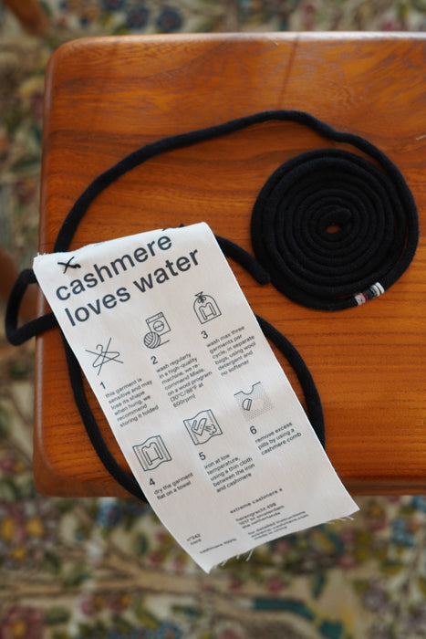 EXTREME CASHMERE<br>n°242 cord<BR>in RAVEN<br><br>SOLD OUT