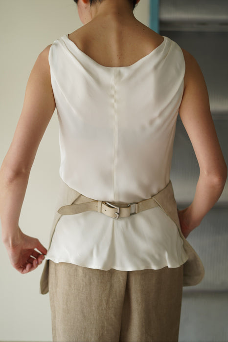 VINTAGE HERMES <br>SILHOUETTE WITH REMOVABLE POCKETS IN SUEDE
