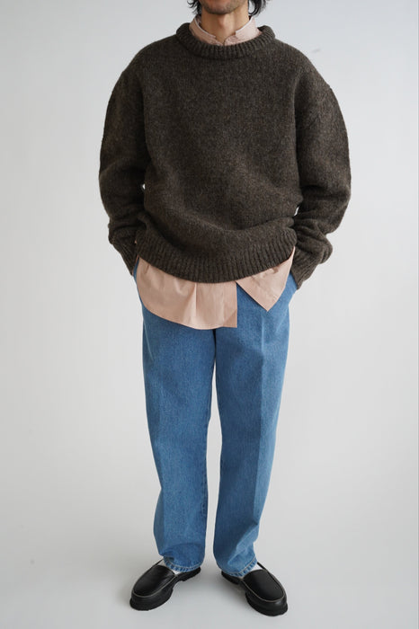 CRISTASEYA<br>PADDED COLLAR SHETLAND OVERSIZED SWEATER<br>in TAUPE