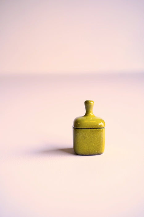 JACQUES & DANI RUELLAND<BR>COVERD POD