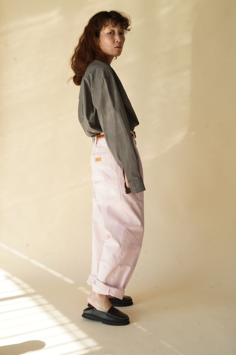 CRISTASEYA<br>PLEATED TROUSERS<br>in SAKURA