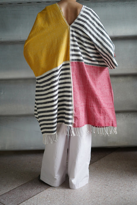 JONNLYNX<br>SABARA BEACH PONCHO
