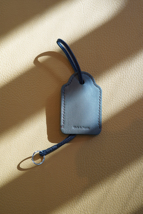 AXEP<br>TAG KEYRING<br>in KHAKI