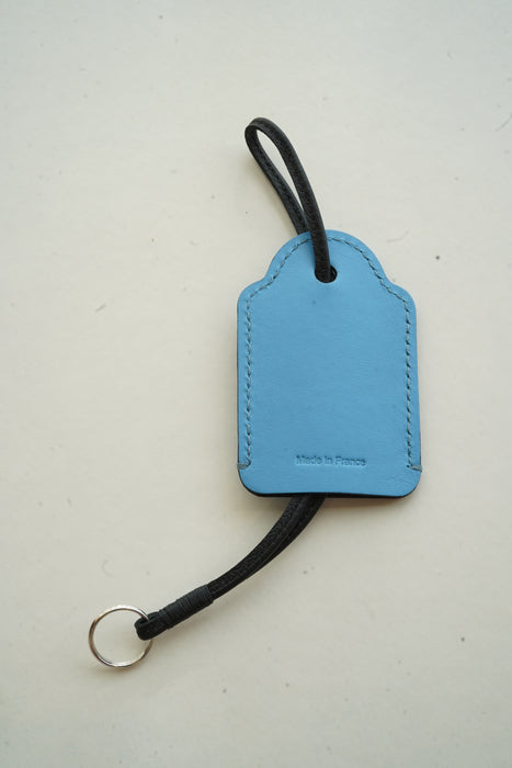 AXEP<br>TAG KEYRING<br>in BLUE