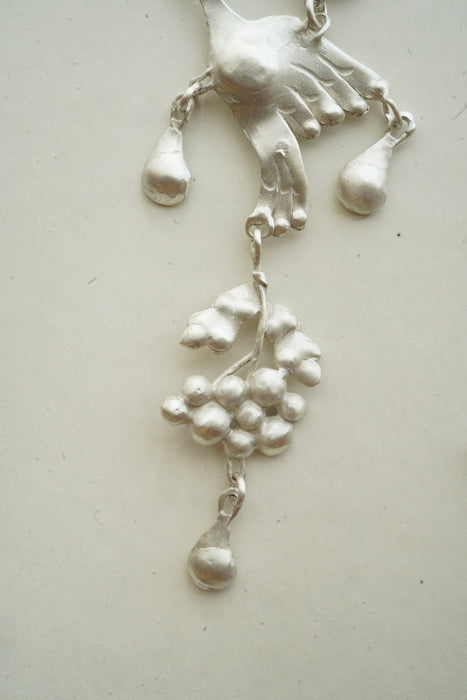 Zoé Mohm<br>ACHILLÉE AND BIRD DROPS