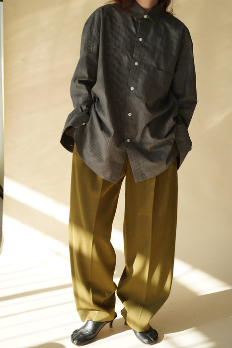 CRISTASEYA<br>DOUBLE PLEATED WIDE PANTS<br>in GOLD KHAKI