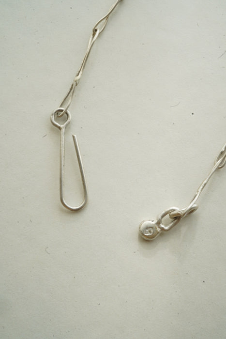 Zoé Mohm<br>CHAIN FRINGED EGG NECKLACE