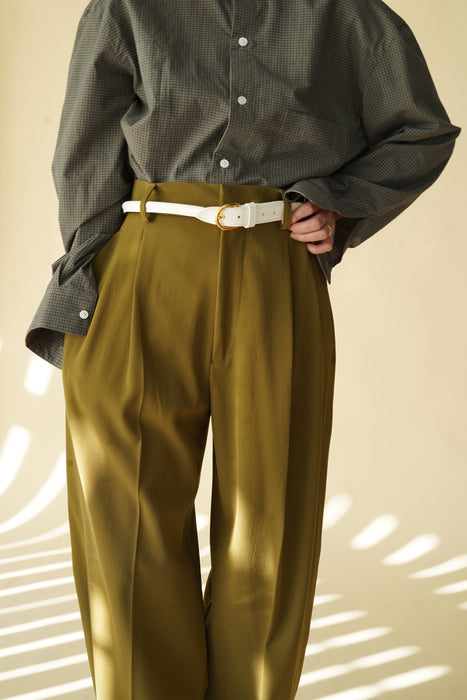CRISTASEYA<br>DOUBLE PLEATED WIDE PANTS<br>in GOLD KHAKI