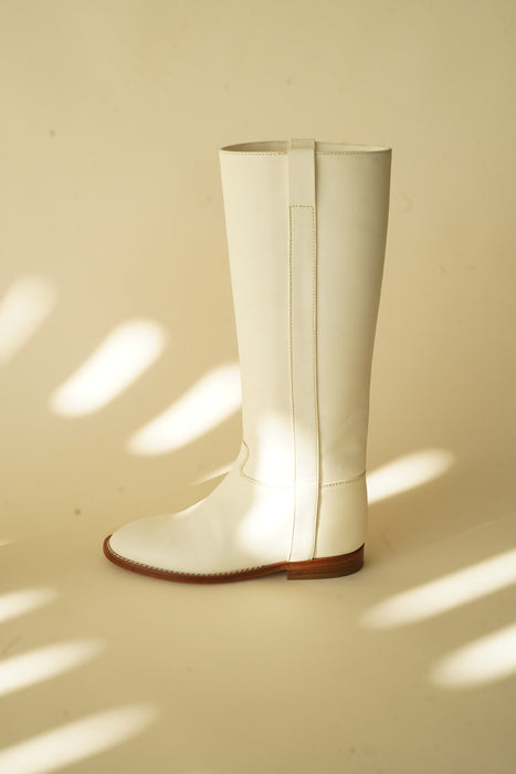 CRISTASEYA<br>LEATHER CAVALIERE BOOTS