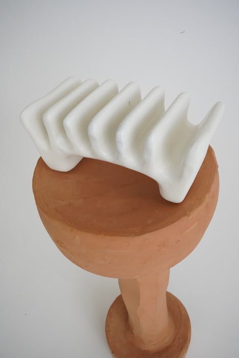 CRISTASEYA<br>CERAMIC SOAP HOLDER<br>in BONE