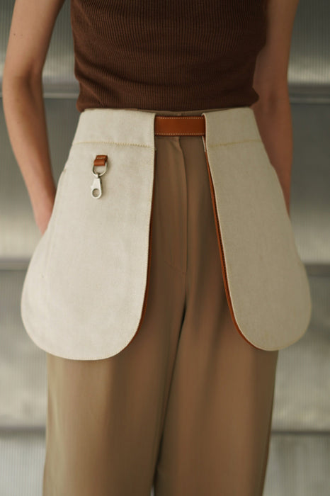 VINTAGE HERMES <br>SILHOUETTE WITH REMOVABLE POCKETS IN ”TOILE H" CANVAS WITH LEATHER