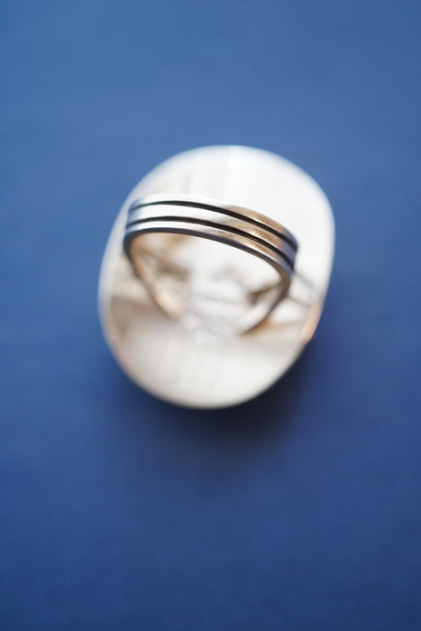 VINTAGE<BR>CAMEO POISON RING<BR>SIGNED BY ANTONIO PINEDA