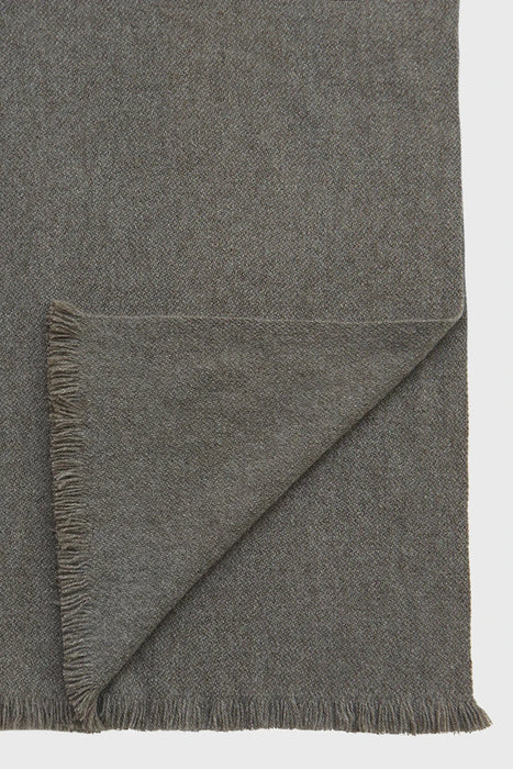 NORLHA<br>NOMAD CLASSIC THROW<br>NATURAL YAK GREY