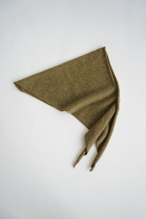 EXTREME CASHMERE<br>n°35 bandana<br>in HUNTER