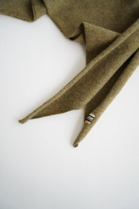 EXTREME CASHMERE<br>n°150 witch<br>in HUNTER