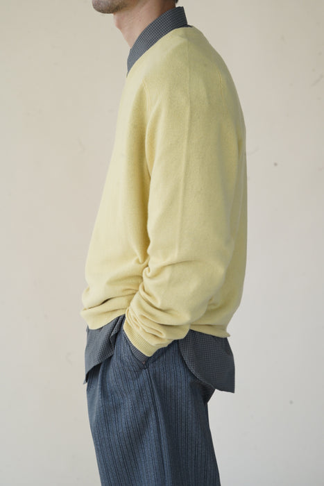 CRISTASEYA<br>OVERSIZED V NECK FLANNEL SWEATER<br>in LIGHT YELLOW