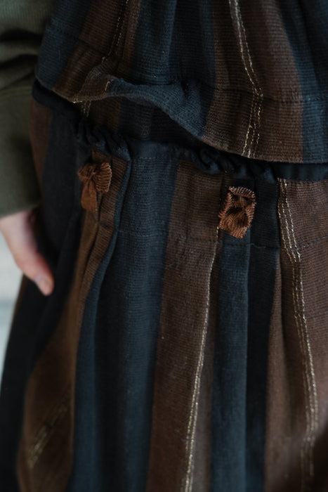 ANTIQUE<BR>HUNGARIAN HANDMADE FOLK SKIRT