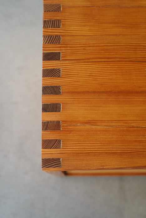 ATE VAN APELDOORN <BR>DRAWER CHEST<BR><BR>SOLD OUT