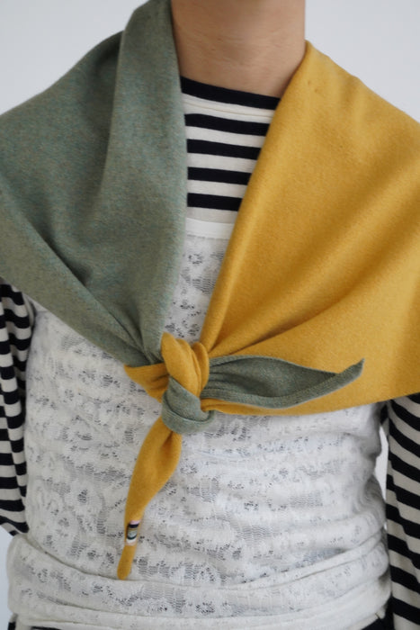 EXTREME CASHMERE<br>n°35 bandana<br>in WHEAT