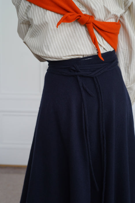 EXTREME CASHMERE<br>n°308 baby<br>in navy