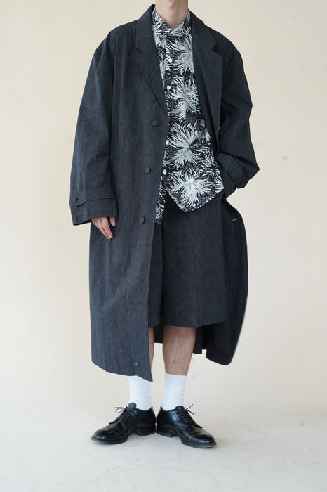 CRISTASEYA<br>OVERSIZED LONG TRENCH<br>in BLACK WITH WHITE STRIPES