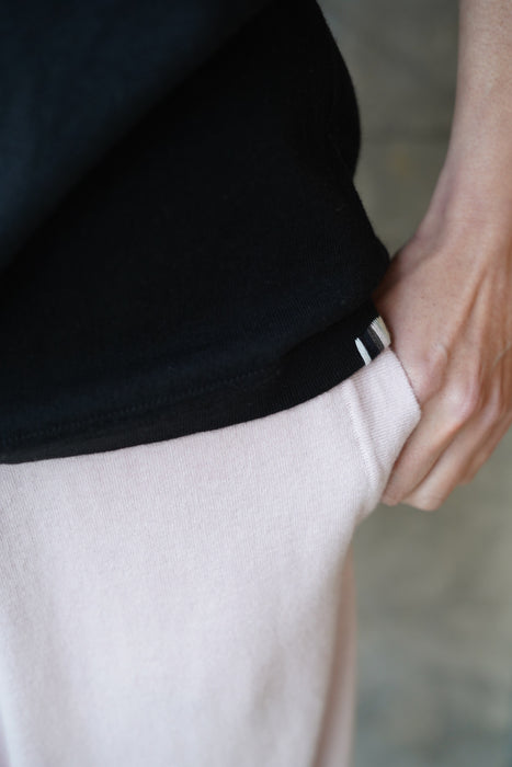 EXTREME CASHMERE<br>n°408 muscle<br>in RAVEN