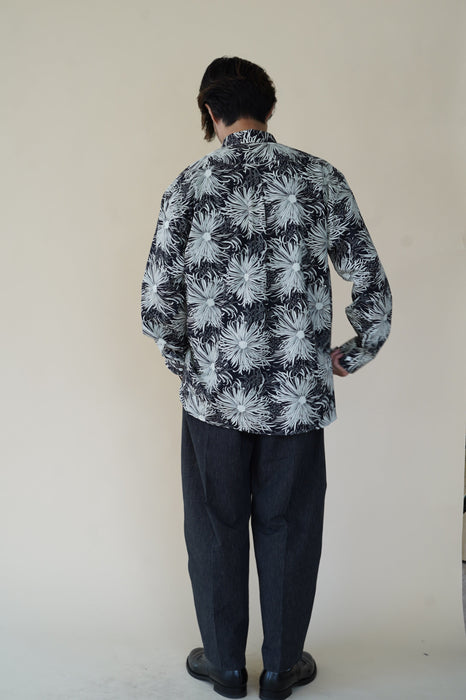 Salvatore Piccolo xCRISTASEYA<br>HANDMADE CLASSIC COLLAR SHIRT<br>in BLACK WITH WHITE FLOWER